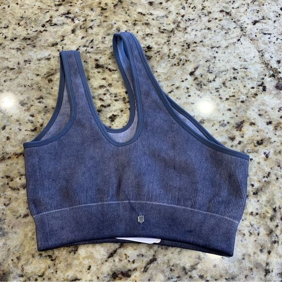 FABLETICS Christa Asymmetrical Low-Impact Sports Bra Size Small - Picture 4 of 10